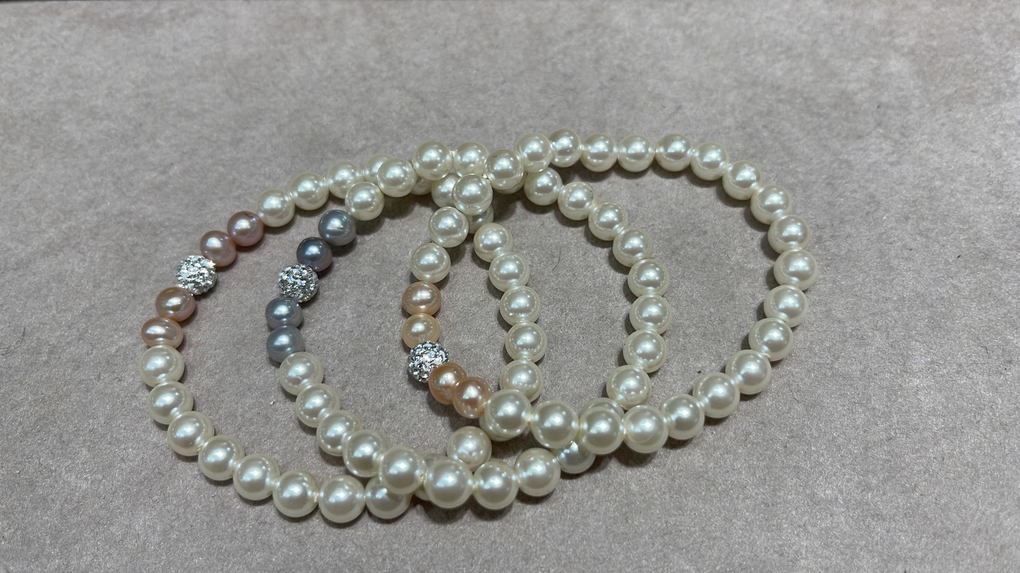 Bracciali tris di perle